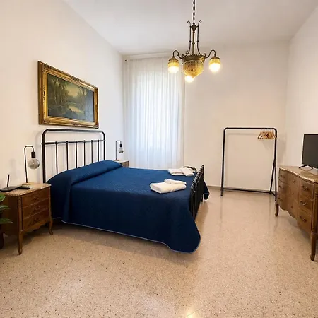 Adaapartmenthousesalerno Appartement *