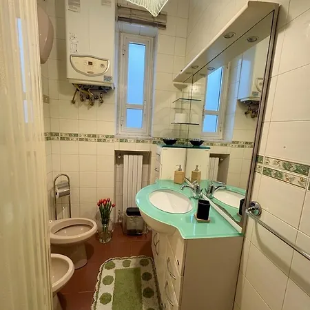 Adaapartmenthousesalerno Apartman